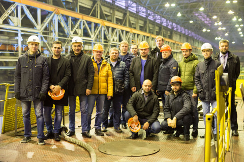 Qualification improvement courses students group of scientific-engineering center "Compressor, vacuum, refrigeration engineering and pneumatic system" of PAO "Gazprom Neft", OOO "Gazpromneft NTC", OOO "Gazprom Yamal", "Gazpromneft Orenburg", OOO "Gazpromneft East", AO "Messoyakha-Neftegaz" with the Director of scientific engineering center S. V. Kartashov, head of aggregation Department of K. G. Malev and sales Director NAO "Compressor complex" B. V. Shipov on the test bench NAO "Compressor complex"