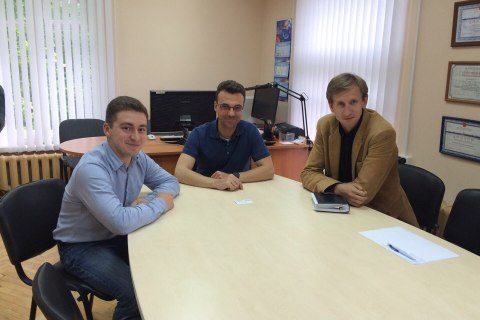 Business meeting of the scientific and engineering center management S. V. Kartashov and Yu. V. Kozhukhov with the construction control inspection coordinator of the business direction "Services for industry" TUVRheinland K. N. Agishev