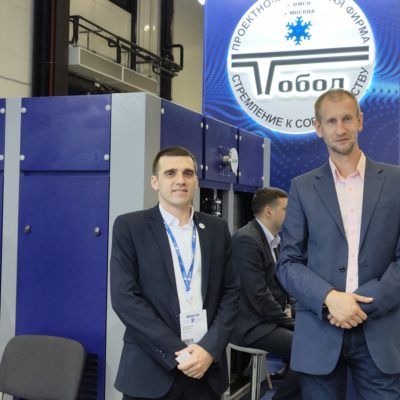Deputy head of the scientific and engineering group of KVHT&SGTP S.V. Kartashov, together with his former colleague at Atlas Copco CJSC, head of technical support for compressed air at Tobol LLC A.A. Korivikhin. St. Petersburg Gas Forum 2023